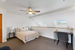 301 N 15th St, Hood River, OR 97031 - Photo 11