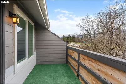 301 N 15th St #201, Hood River, OR 97031 - Photo 27