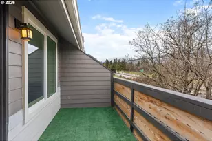 301 N 15th St, Hood River, OR 97031 - Photo 27