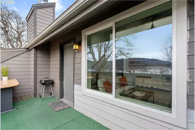 301 N 15th St #201, Hood River, OR 97031 - Photo 31