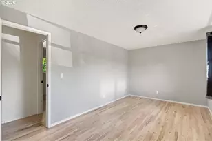 101 SE 194th Ave, Portland, OR 97233 - Photo 17