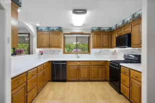 2291 SE Hacienda Ave, Gresham, OR 97080 - Photo 7