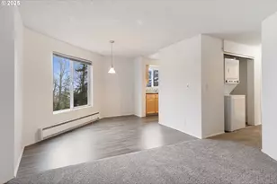 47 Eagle Crest Dr, Lake Oswego, OR 97035 - Photo 3