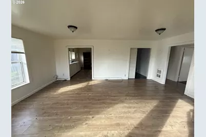 115 N 5th St, Lakeside, OR 97449 - Photo 3