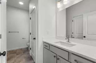 508 SW 6th St, Metolius, OR 97741 - Photo 13
