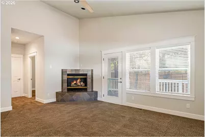20651 Sierra Dr, Bend, OR 97701 - Photo 3