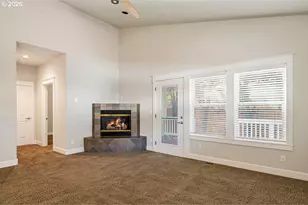 20651 Sierra Dr, Bend, OR 97701 - Photo 3