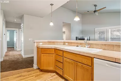 20651 Sierra Dr, Bend, OR 97701 - Photo 7