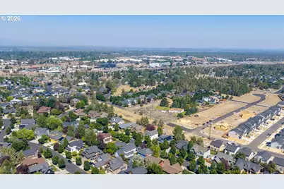 20651 Sierra Dr, Bend, OR 97701 - Photo 25