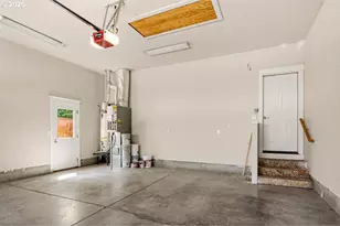 20651 Sierra Dr, Bend, OR 97701 - Photo 23