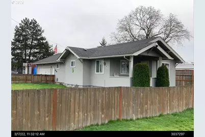 302 Yew St, Kelso, WA 98626 - Photo 1