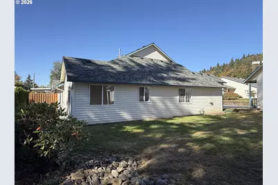 1660 N 18th St #4, Washougal, WA 98671 - Photo 13