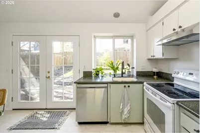 7227 SW Linette Way, Beaverton, OR 97007 - Photo 13