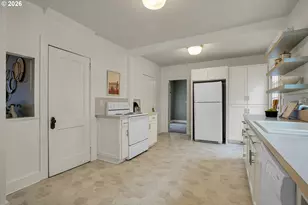 140 21st St, Salem, OR 97301 - Photo 17