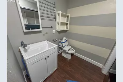 4111 NE 3rd St, Gresham, OR 97030 - Photo 21