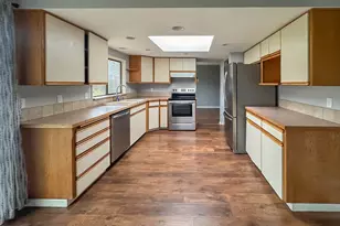 4111 NE 3rd St, Gresham, OR 97030 - Photo 5