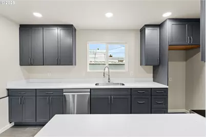 260 SW Ford Ave, Winston, OR 97496 - Photo 11