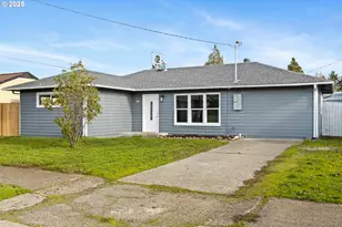 260 SW Ford Ave, Winston, OR 97496 - Photo 3