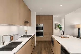 550 SW 10th Ave, Portland, OR 97205 - Photo 11