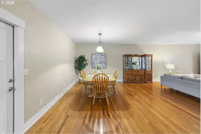 937 NE Queens Ln, Hillsboro, OR 97124 - Photo 15