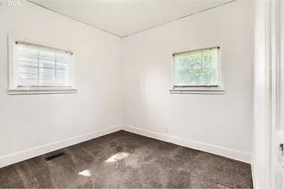 869 E St, Washougal, WA 98671 - Photo 13