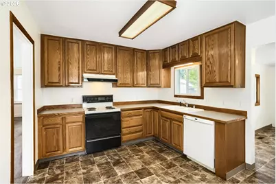 869 E St, Washougal, WA 98671 - Photo 7