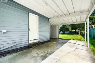 869 E St, Washougal, WA 98671 - Photo 15