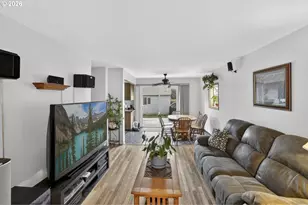 4736 NE 77th Ave, Portland, OR 97218 - Photo 5