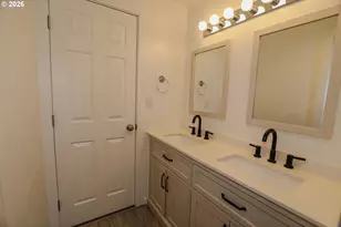 28 NW Mountain View Dr, Roseburg, OR 97471 - Photo 29