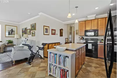 11542 SW Royal Villa Dr, Portland, OR 97224 - Photo 9