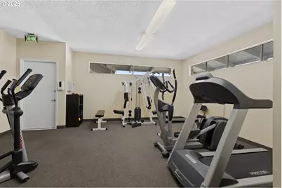 11542 SW Royal Villa Dr, Portland, OR 97224 - Photo 33