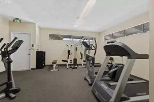 11542 SW Royal Villa Dr, Portland, OR 97224 - Photo 33