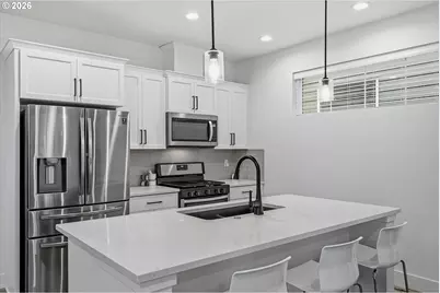 16159 SW Vance Ln, Beaverton, OR 97078 - Photo 5