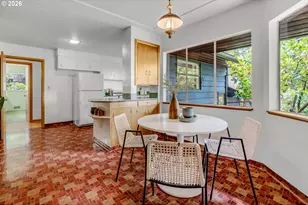 6626 SE Stark St, Portland, OR 97215 - Photo 13