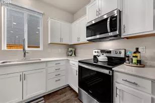 3259 SE 36th St, Gresham, OR 97080 - Photo 13