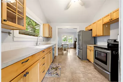 1107 W Powell Blvd, Gresham, OR 97030 - Photo 9