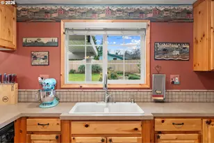 18030 SE Pershing Ct, Portland, OR 97236 - Photo 19