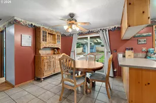 18030 SE Pershing Ct, Portland, OR 97236 - Photo 11