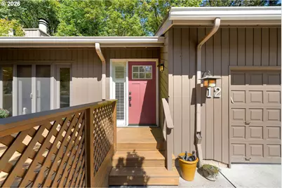 12 Mountain Cir, Lake Oswego, OR 97035 - Photo 3