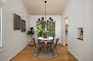 12 Mountain Cir, Lake Oswego, OR 97035 - Photo 11
