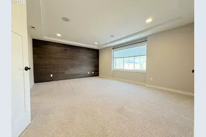 13823 SE Nightingale Ave, Happy Valley, OR 97015 - Photo 17