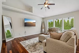 601 N 6th St, Carlton, OR 97111 - Photo 5