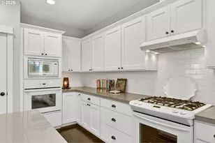 15679 SE Thornbridge Dr, Clackamas, OR 97015 - Photo 11