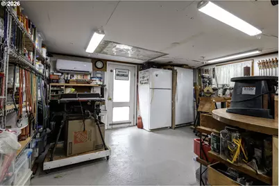 1903 17th St, Florence, OR 97439 - Photo 39