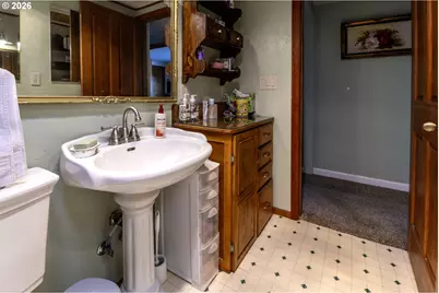 1903 17th St, Florence, OR 97439 - Photo 19