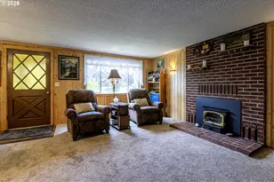 1903 17th St, Florence, OR 97439 - Photo 3