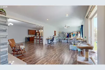 915 SW Coyote Dr, Hermiston, OR 97838 - Photo 11