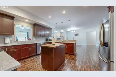 915 SW Coyote Dr, Hermiston, OR 97838 - Photo 7