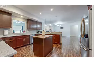 915 SW Coyote Dr, Hermiston, OR 97838 - Photo 7