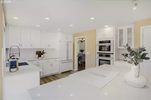 3970 NW 175th Pl, Portland, OR 97229 - Photo 9